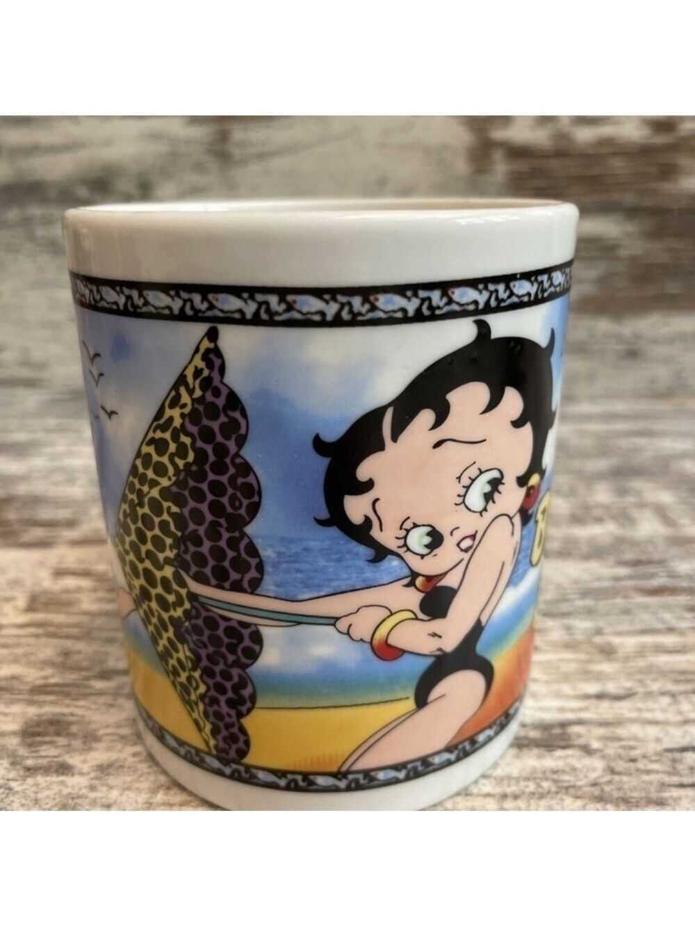 Betty Boop 32 oz Coffee or Tea Gigantic Cup 1997 - Picture 2 of 6